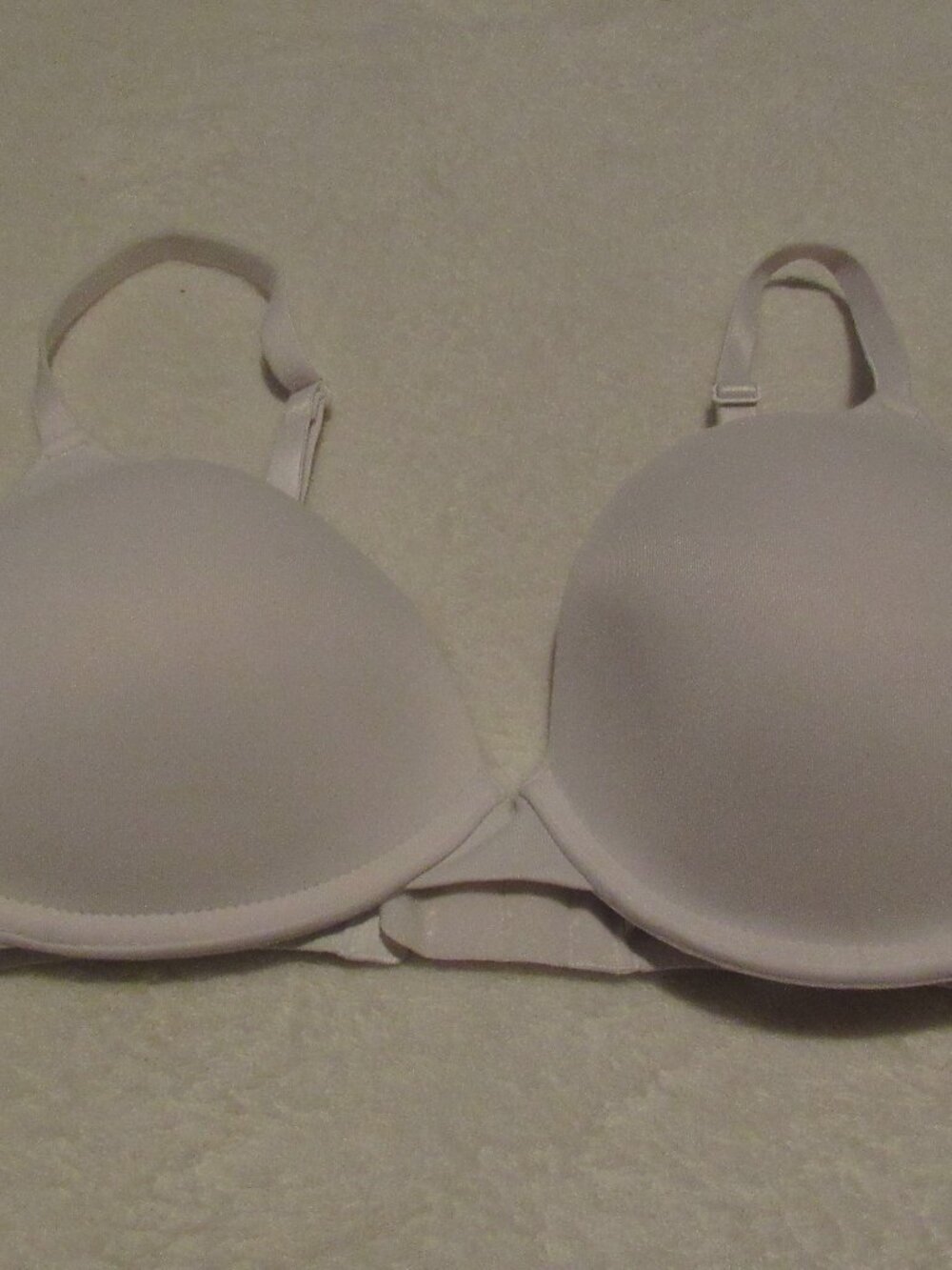 Victoria's Secret PINK White Wear Everywhere T-Shirt Bra 34D USED